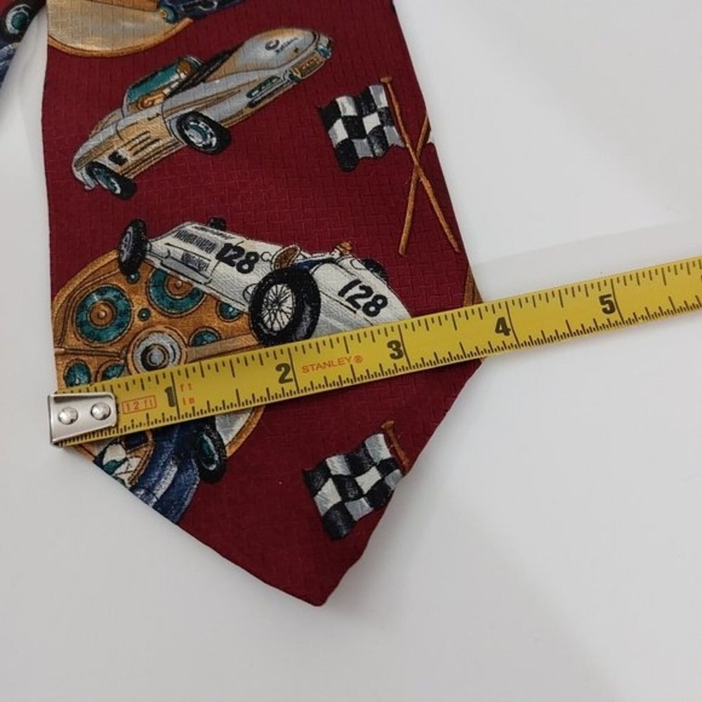 Ferrell Reed Rutledge's Nascar Racing Car Men's 100% Silk Novelty Necktie - Picture 4 of 8